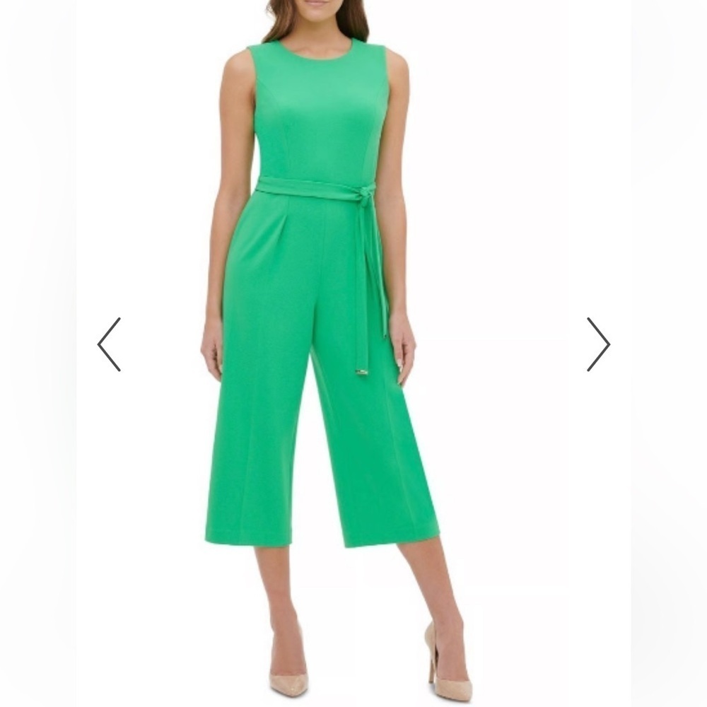 Tommy Hilfiger Vibrant Green Sleeveless Jumpsuit. J-44